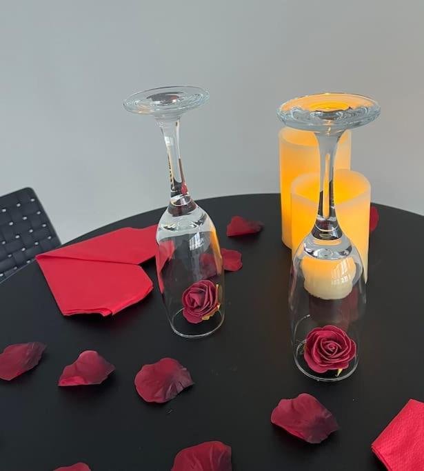 Suite « Body Love » - Jacuzzi Privatif Créteil Exteriör bild
